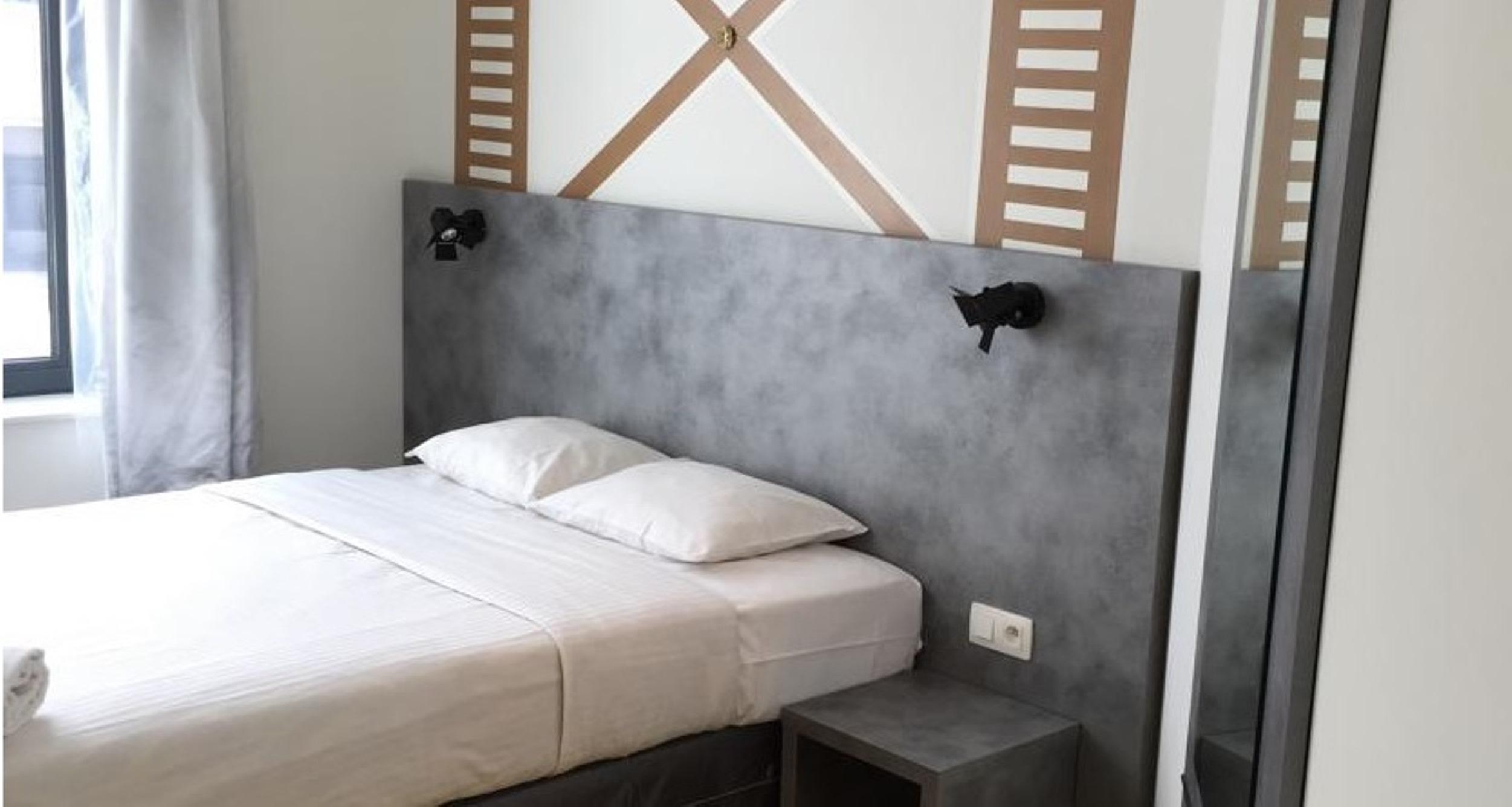 Nekotel Concept Art Hotel Saint-Gilles Exterior photo